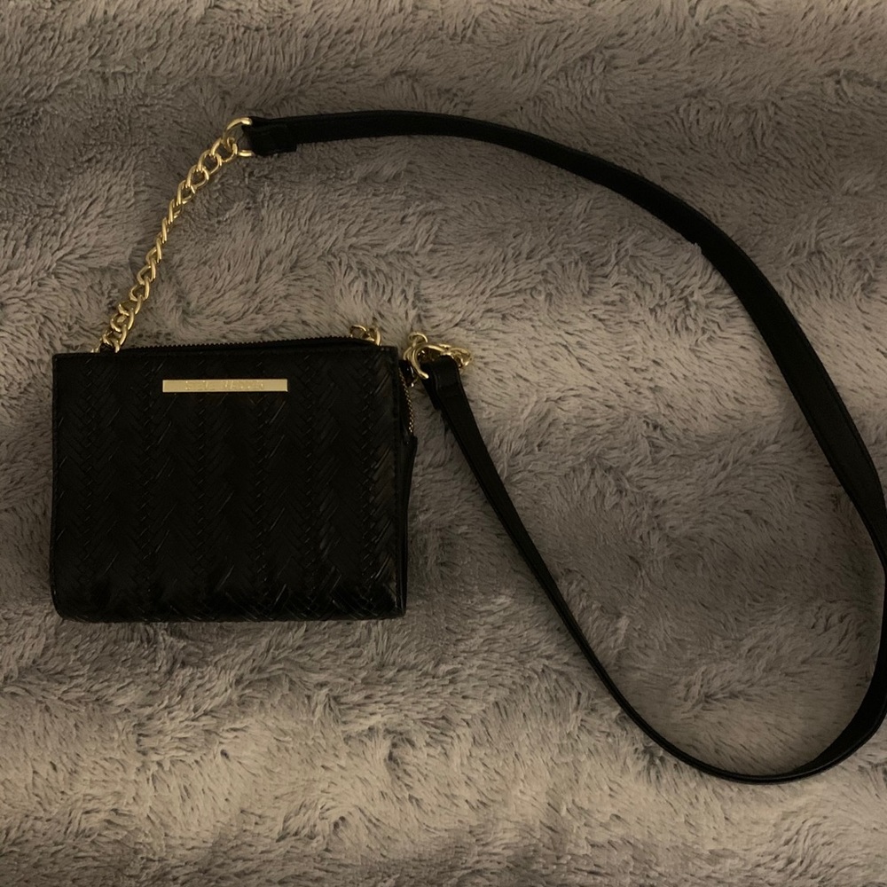 Steve Madden crossbody purse